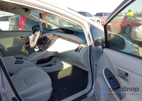 2014 Toyota Prius Two z USA, uszkodzony, nr VIN JTDKN3DU1E0365903